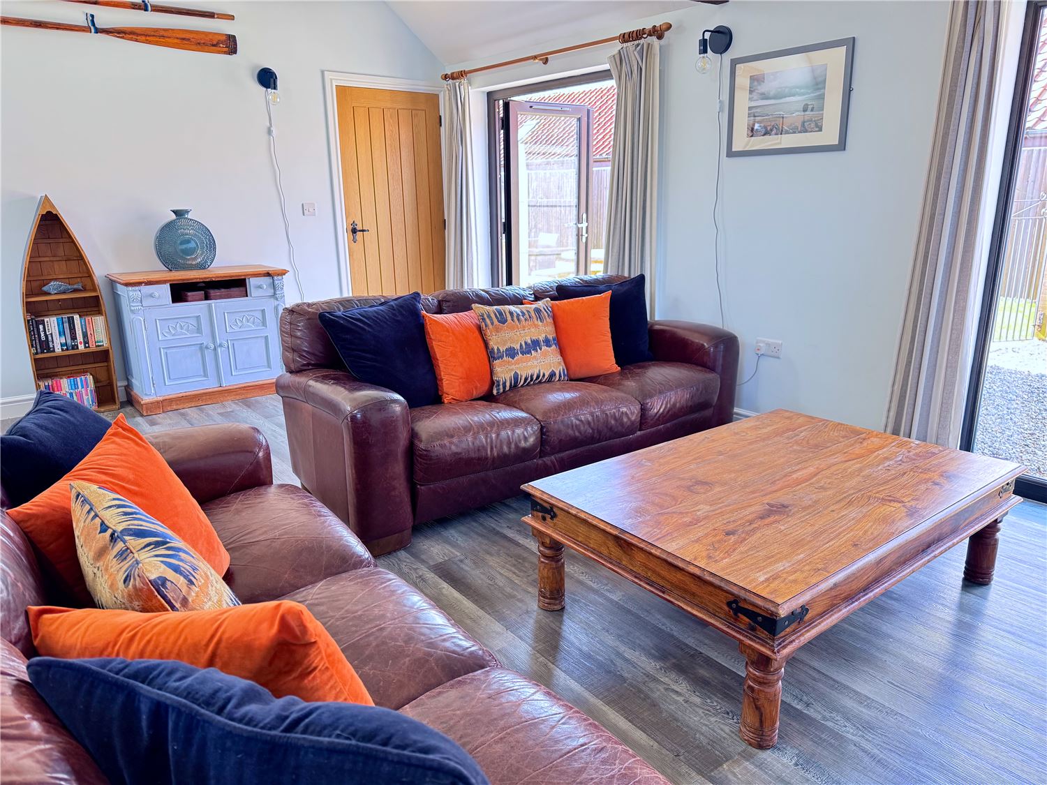 Spacious open plan living at dog friendly, Norfolk Broads holiday cottage for 6